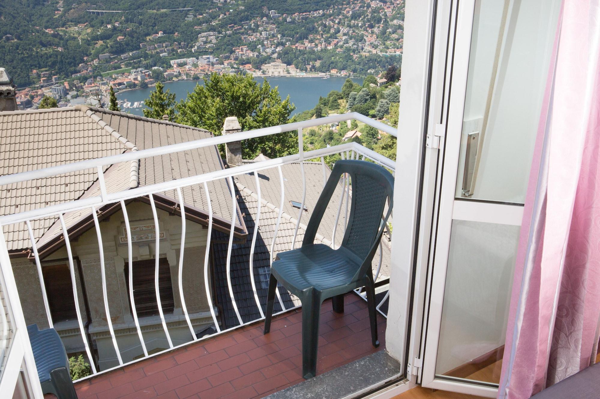 Hotel Vista Lago Brunate Exterior photo