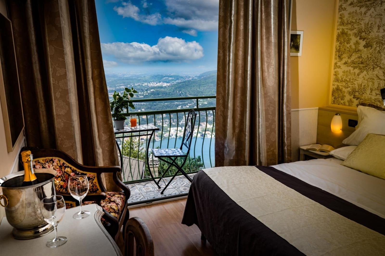 Hotel Vista Lago Brunate Exterior photo