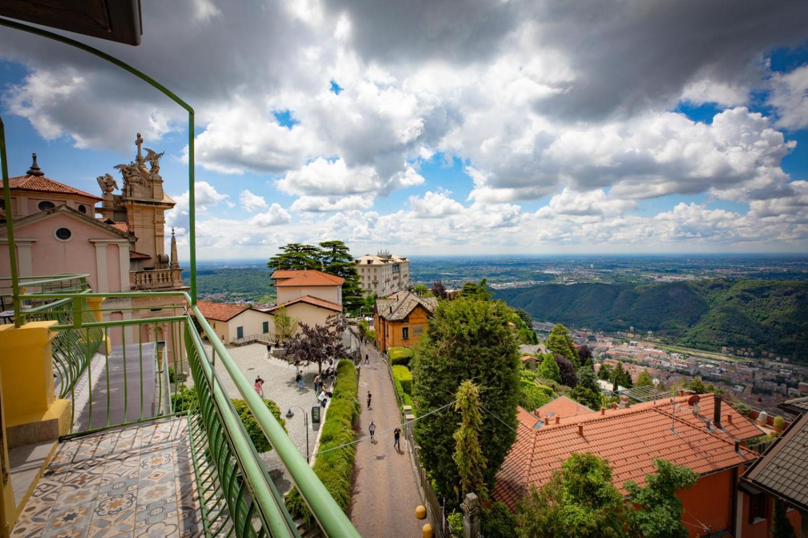 Hotel Vista Lago Brunate Exterior photo